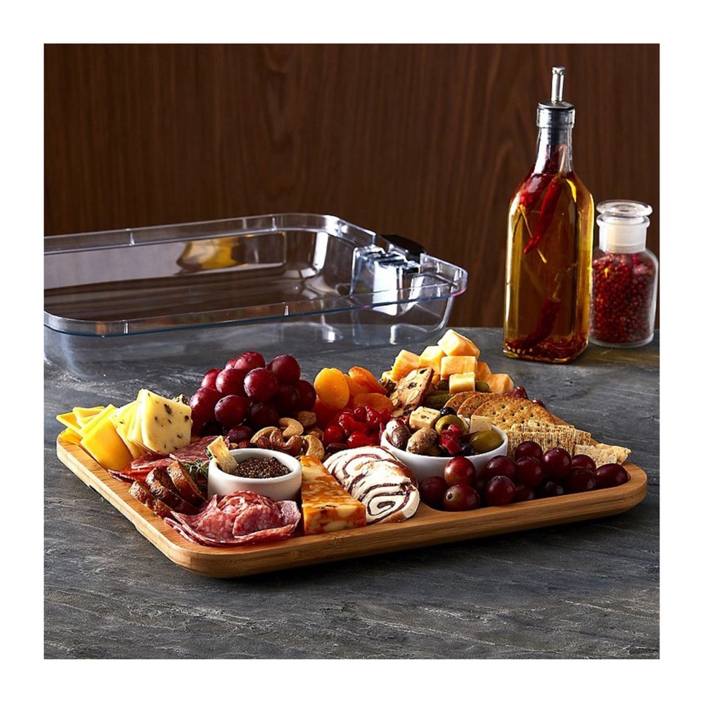 Portable Charcuterie Board Serving tray with locking lid